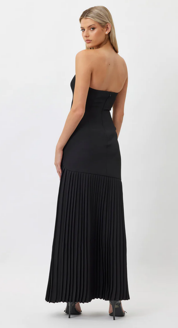 Mara Pleated Dress Black